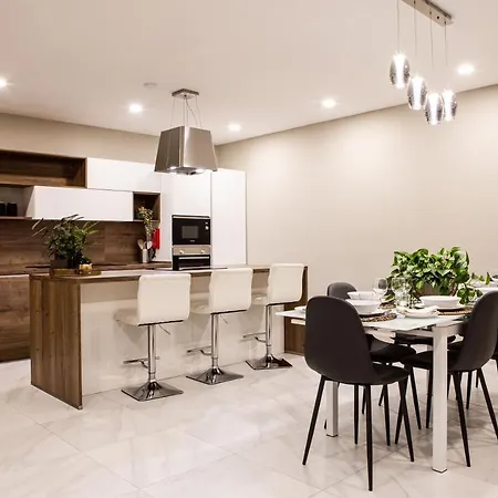 Modern - - Close To - 5 Star Rating