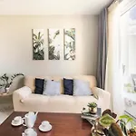 Apartament Modern - - Close To - 5 Star Rating
