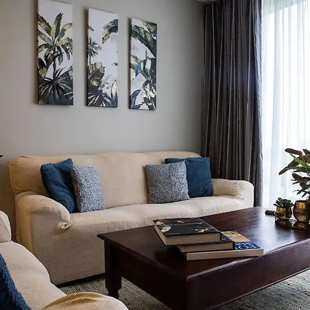 Apartmán Modern - - Close To - 5 Star Rating *