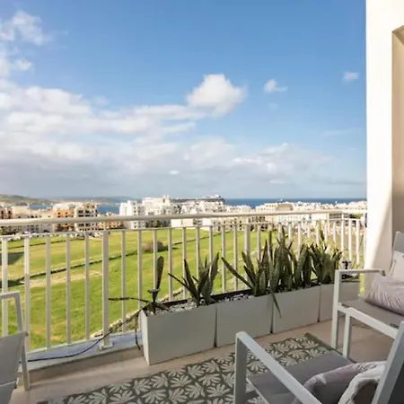 Modern - - Close To - 5 Star Rating Apartmán St. Paul's Bay