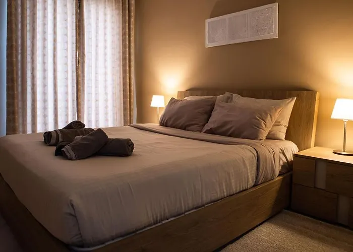 Modern - - Close To - 5 Star Rating Apartamento St Paul's Bay